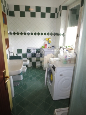 bagno con doccia - UNIFAM. AFFIANCATA THIENE (VI) NORD 